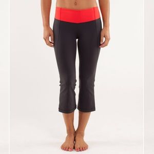 lululemon athletica Pants - LuLulemon | Gather and Crow Crops lululemon athletica Pants - LuLulemon | Gather and Crow Crops